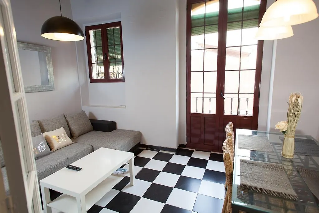 Reservaloen Puerta De La Maestranza Appartement Sevilla Spanje