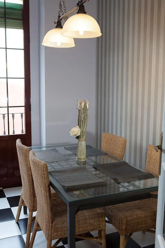 Reservaloen Puerta De La Maestranza Appartement Sevilla 0*,